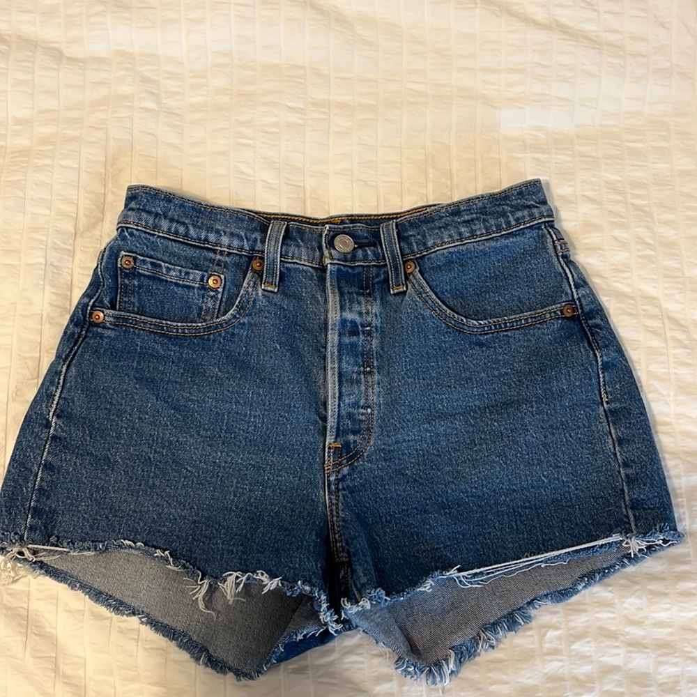 Women Levi’s 501 Original Shorts